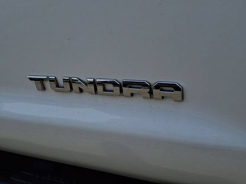 Used 2015 Toyota Tundra Limited AWD/4WD image 9