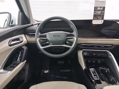 New 2025 Audi Q5 Premium image 4