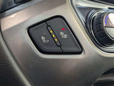 Used 2018 Chevrolet Silverado 1500 LT w/ All Star Edition image 4