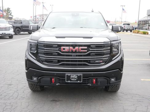 Used 2024 GMC Sierra 1500 AT4 AWD/4WD image 6