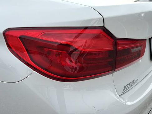 Used 2017 BMW 540i RWD image 28