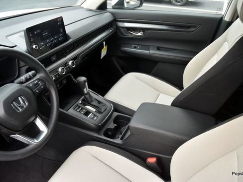 Used 2026 Honda CR-V LX image 8