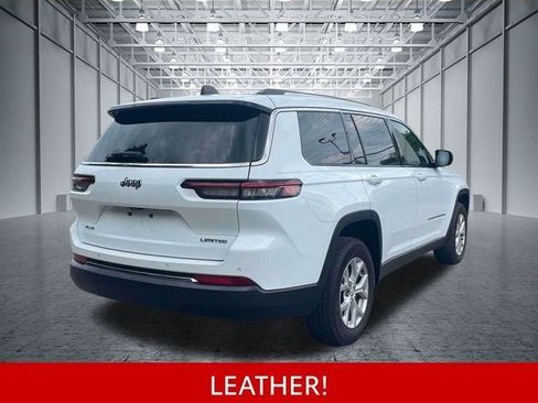 Used 2023 Jeep Grand Cherokee L Limited AWD/4WD image 8