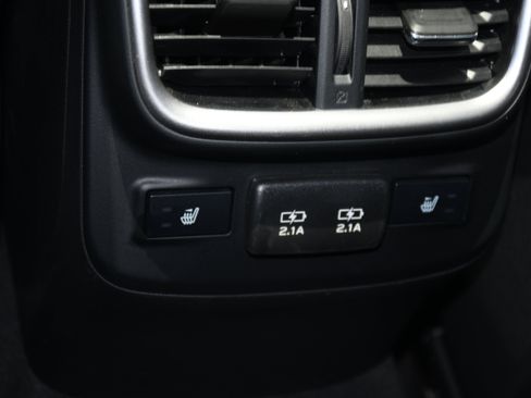Used 2022 Subaru Outback Limited w/ Popular Package #2 AWD/4WD image 18