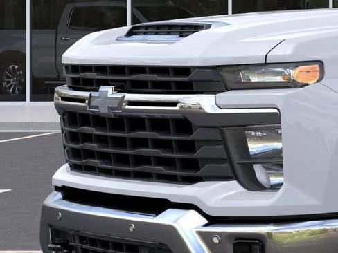 New 2025 Chevrolet Silverado 2500 LT w/ Convenience Package RWD image 13