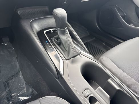 Used 2025 Toyota Corolla LE FWD image 16