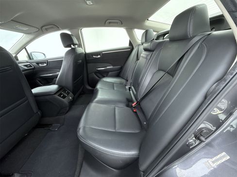 Used 2018 Honda Clarity Touring image 40