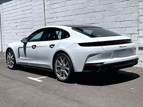 New 2026 Porsche Panamera 4 AWD/4WD image 3