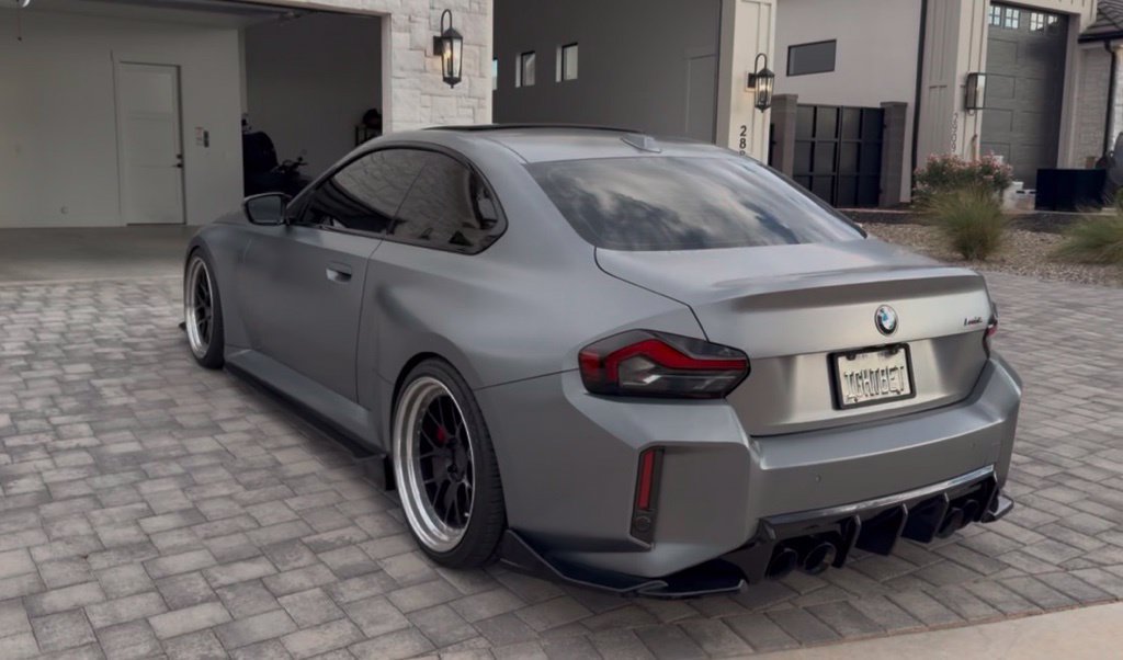 Used 2025 BMW M2 w/ Lighting Package RWD image 7