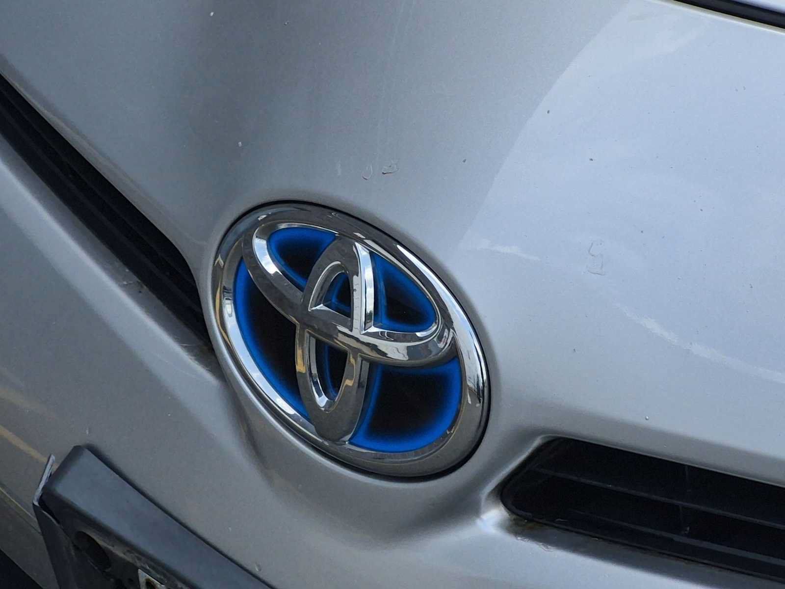 Used 2013 Toyota Prius Prime Plug-In Hybrid FWD image 12