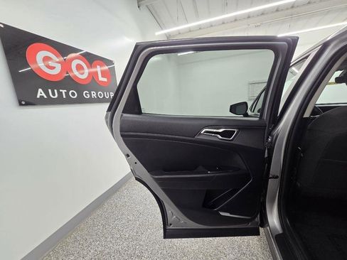 Used 2023 Kia Sportage LX FWD image 31