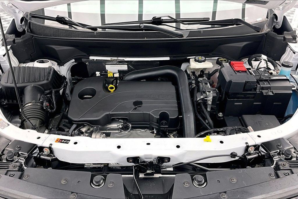 Used 2025 Chevrolet Equinox LT AWD/4WD image 10