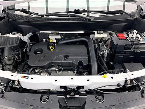 Used 2025 Chevrolet Equinox LT AWD/4WD image 10
