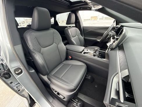 New 2026 Lexus RX 450h AWD image 25