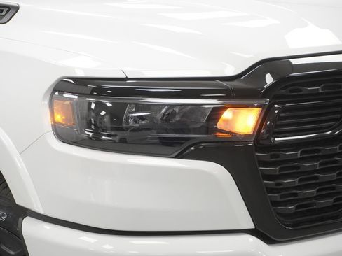 New 2026 RAM 1500 4x4 Crew Cab image 5