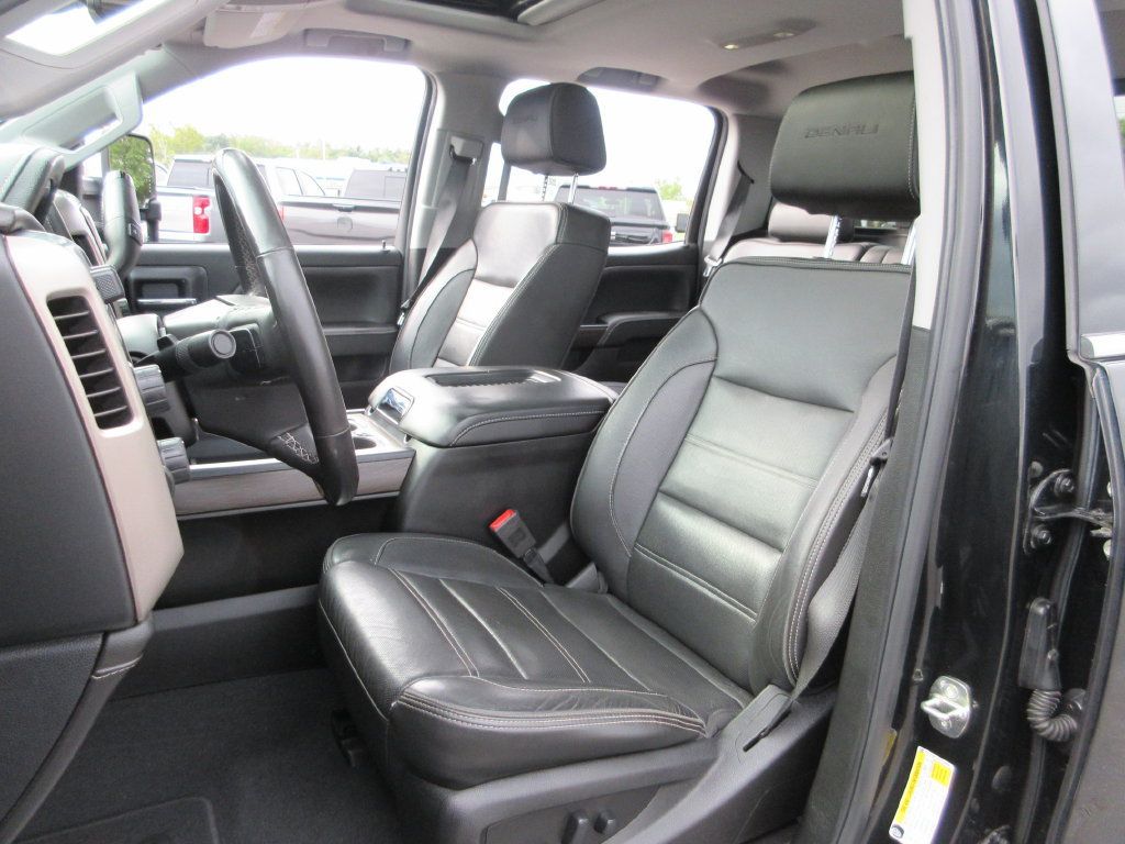 Used 2019 GMC Sierra 2500 Denali w/ Duramax Plus Package AWD/4WD image 23
