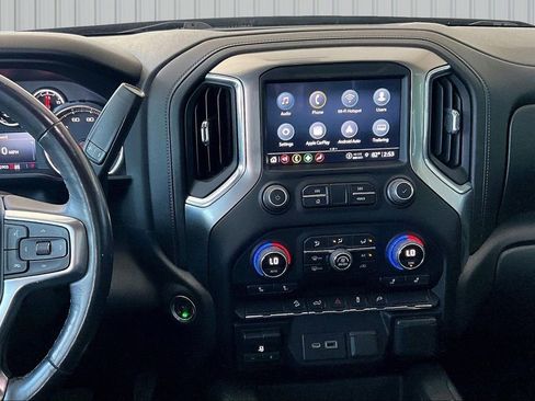 Used 2022 Chevrolet Silverado 1500 LT Trail Boss w/ Convenience Package II AWD/4WD image 3
