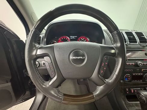 Used 2012 GMC Acadia Denali image 19