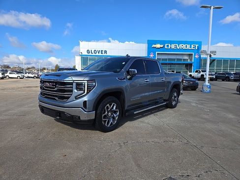 Used 2023 GMC Sierra 1500 SLT w/ SLT Premium Package image 1