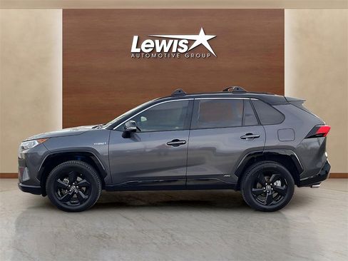 Used 2019 Toyota RAV4 XSE image 2