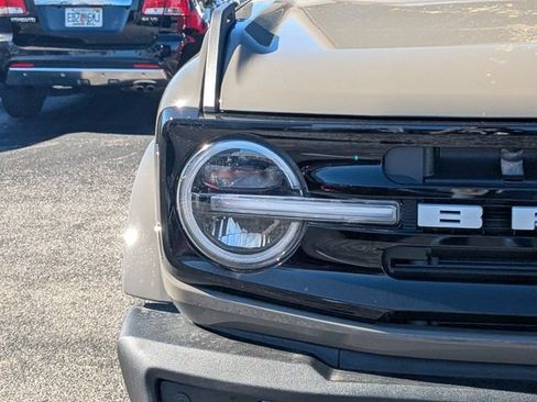 New 2025 Ford Bronco Outer Banks AWD/4WD image 9