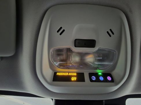 Used 2024 Chevrolet Trax LT image 26