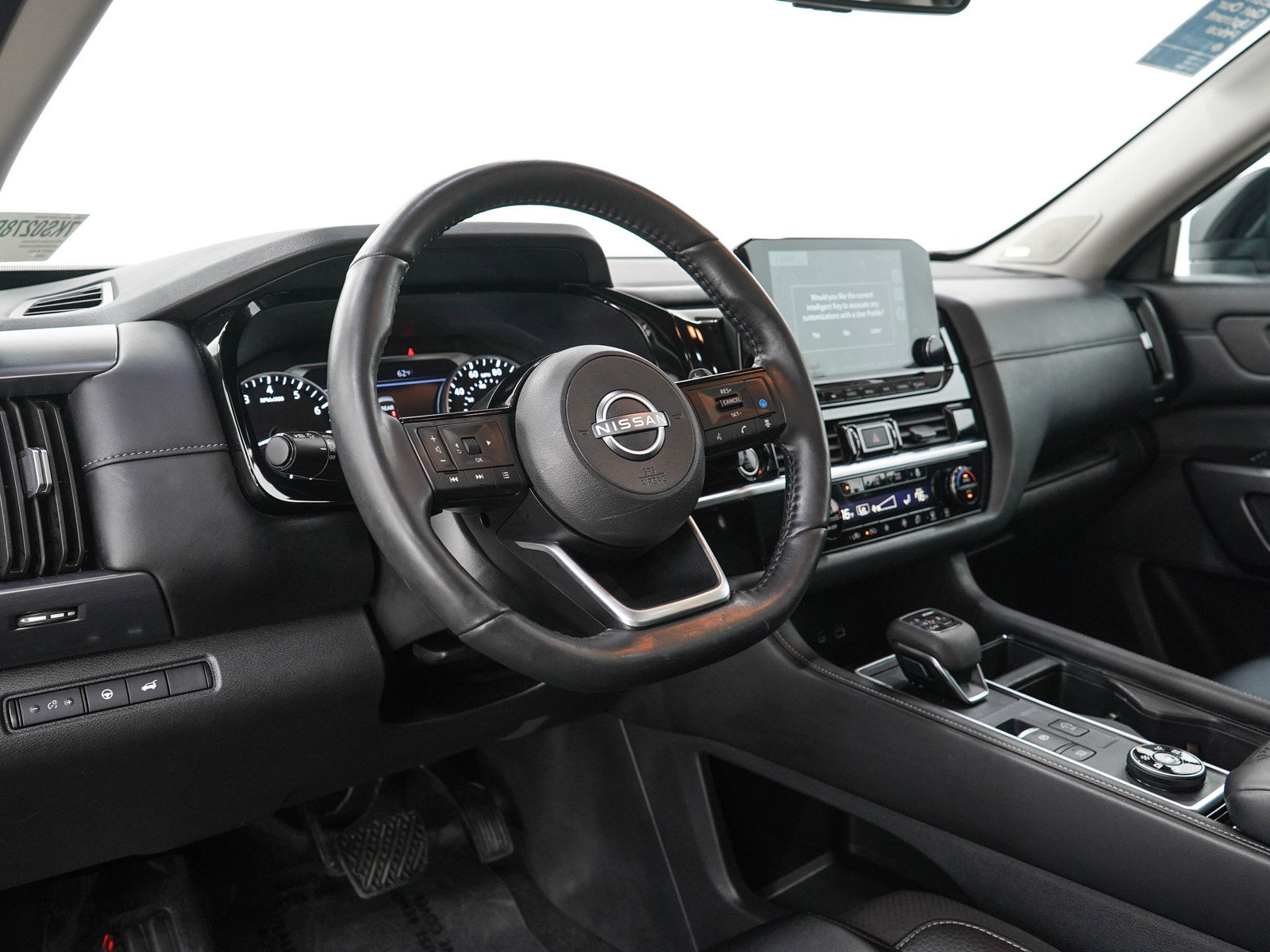 Used 2024 Nissan Pathfinder SL w/ SL Premium Package AWD/4WD image 26