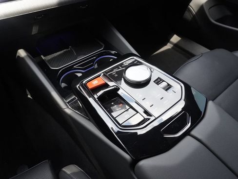 Used 2026 BMW M5 Touring AWD/4WD image 14