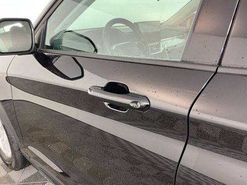 New 2026 Ford Explorer Active image 32