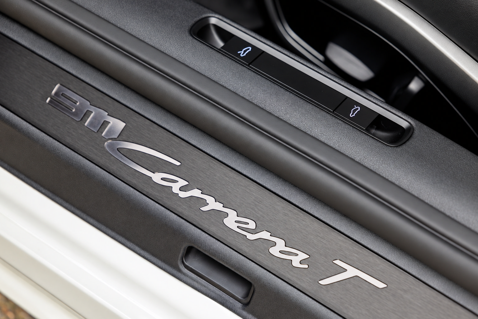 Used 2025 Porsche 911 Carrera RWD image 42