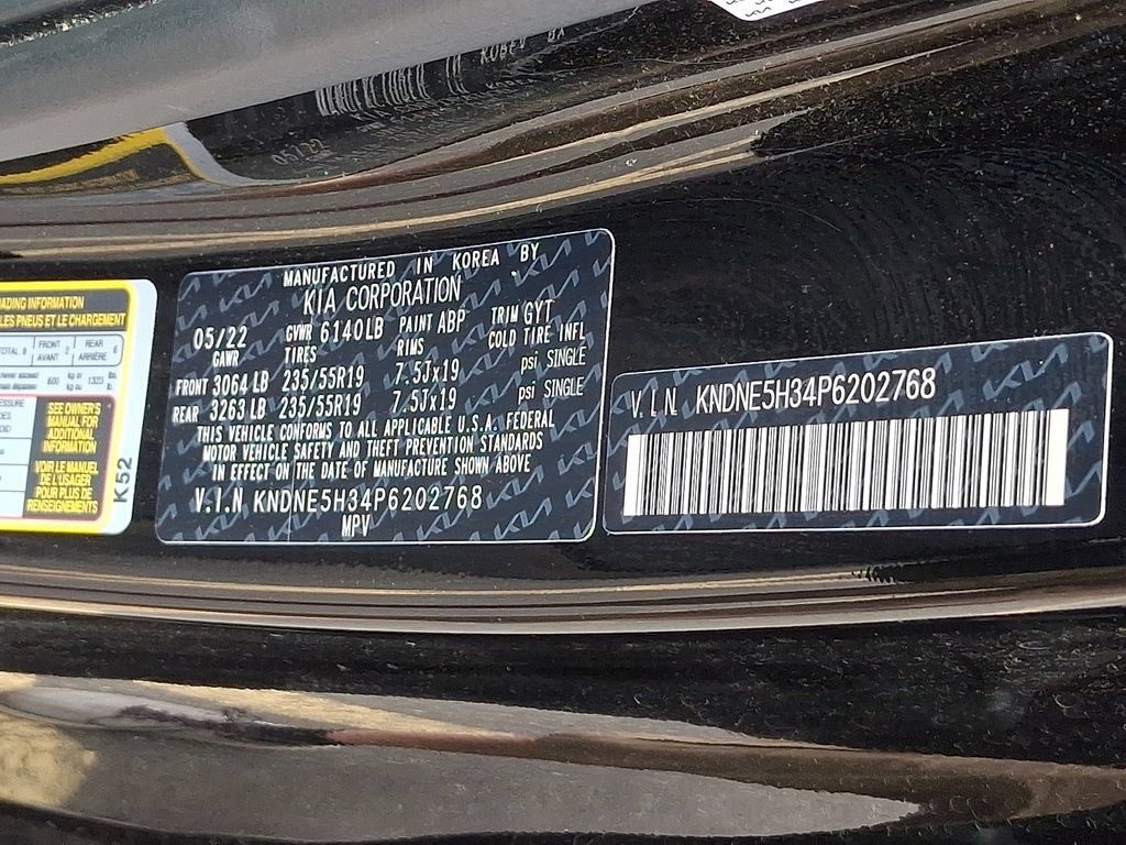 Certified 2023 Kia Carnival SX FWD image 27