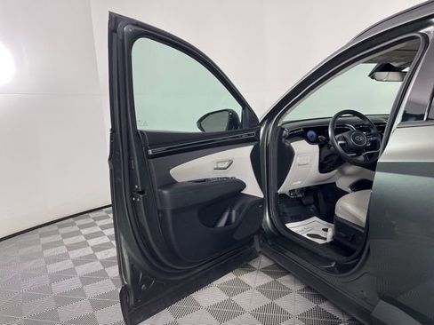Used 2023 Hyundai Tucson Limited w/ Cargo Package image 16