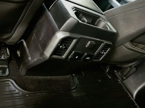 Used 2019 Ford F150 XLT w/ Equipment Group 302A Luxury AWD/4WD image 28