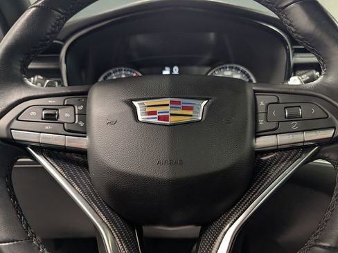 Used 2024 Cadillac XT6 Sport image 20