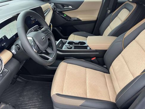 New 2026 Chevrolet Equinox ACTIV w/ Convenience Package III image 10