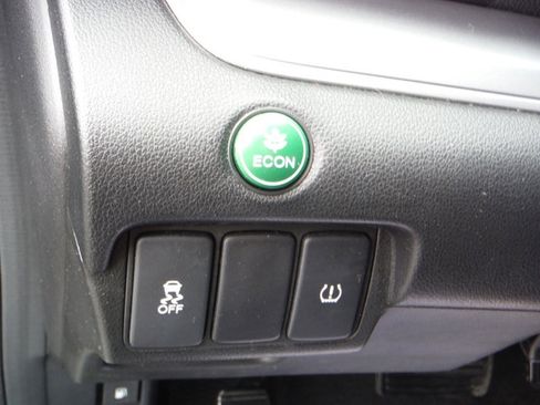 Used 2015 Honda CR-V LX image 13