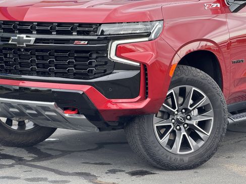 Used 2023 Chevrolet Tahoe Z71 w/ Z71 Off-Road Package image 3