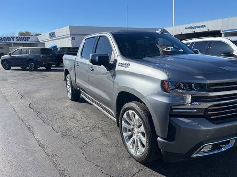 Used 2021 Chevrolet Silverado 1500 High Country w/ Technology Package image 1