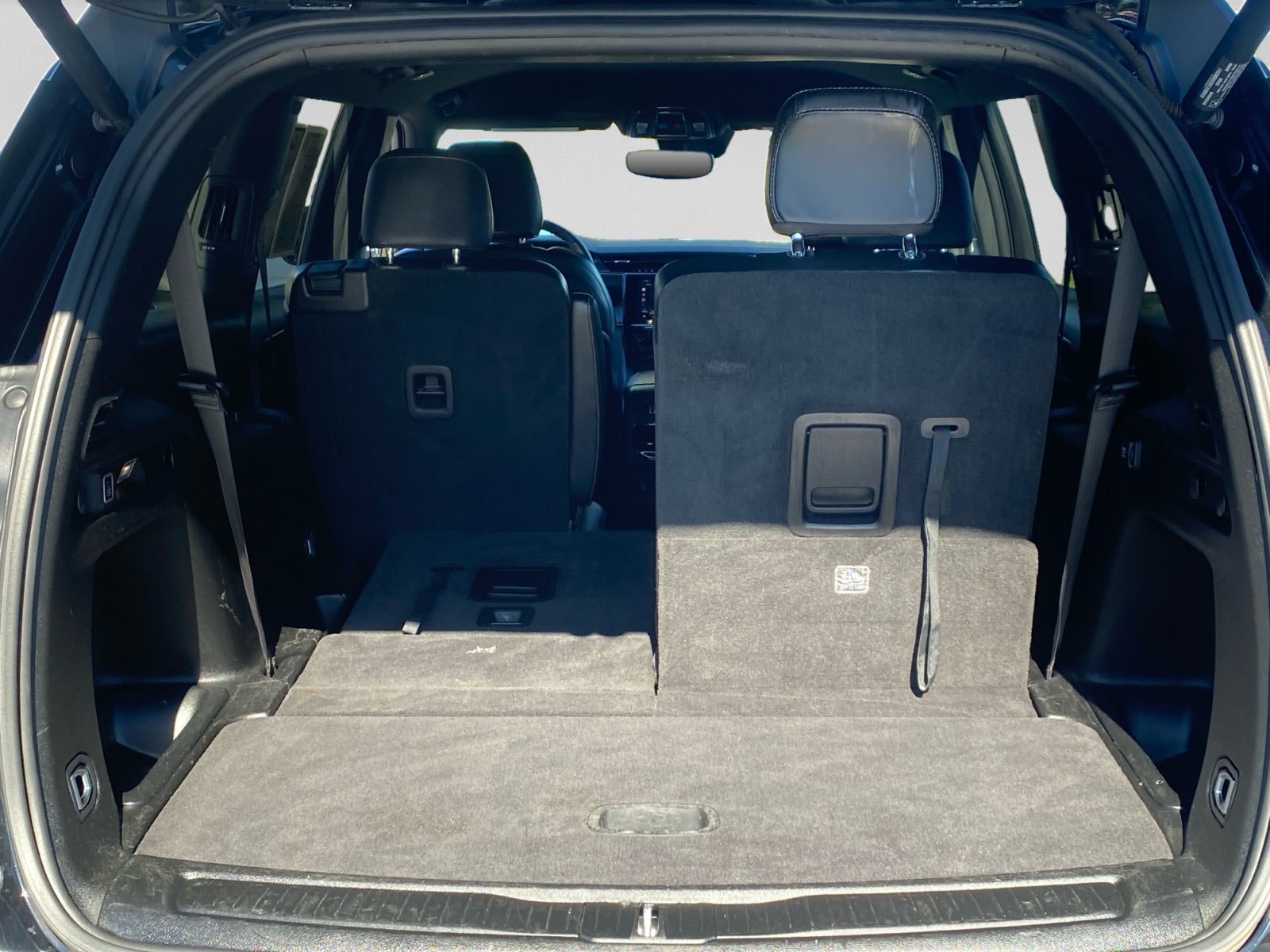 Used 2023 Jeep Grand Cherokee L Laredo RWD image 27