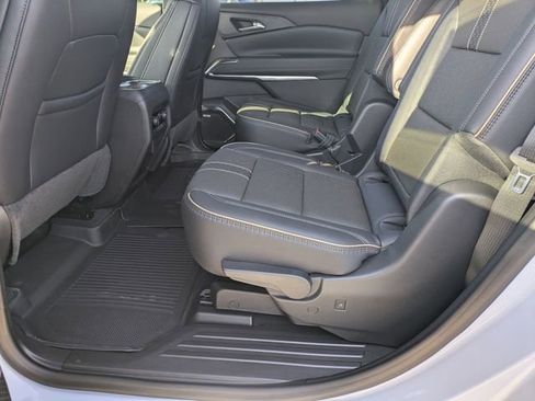 New 2026 Chevrolet Traverse High Country FWD image 30