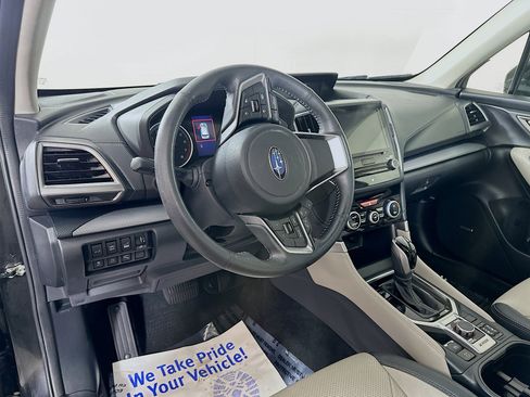 Used 2020 Subaru Forester Limited w/ Popular Package #3 image 9