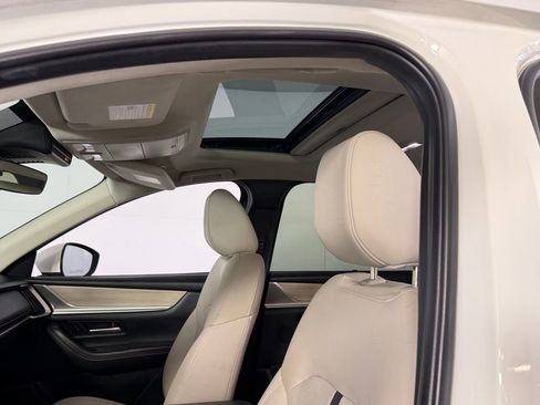 Used 2024 MAZDA CX-90 3.3 Turbo w/ Preferred Plus image 20