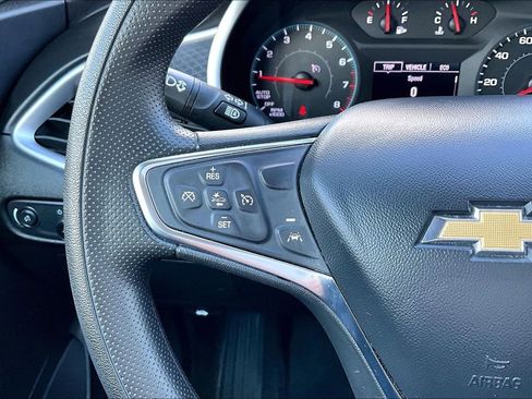 Used 2024 Chevrolet Malibu LT image 11