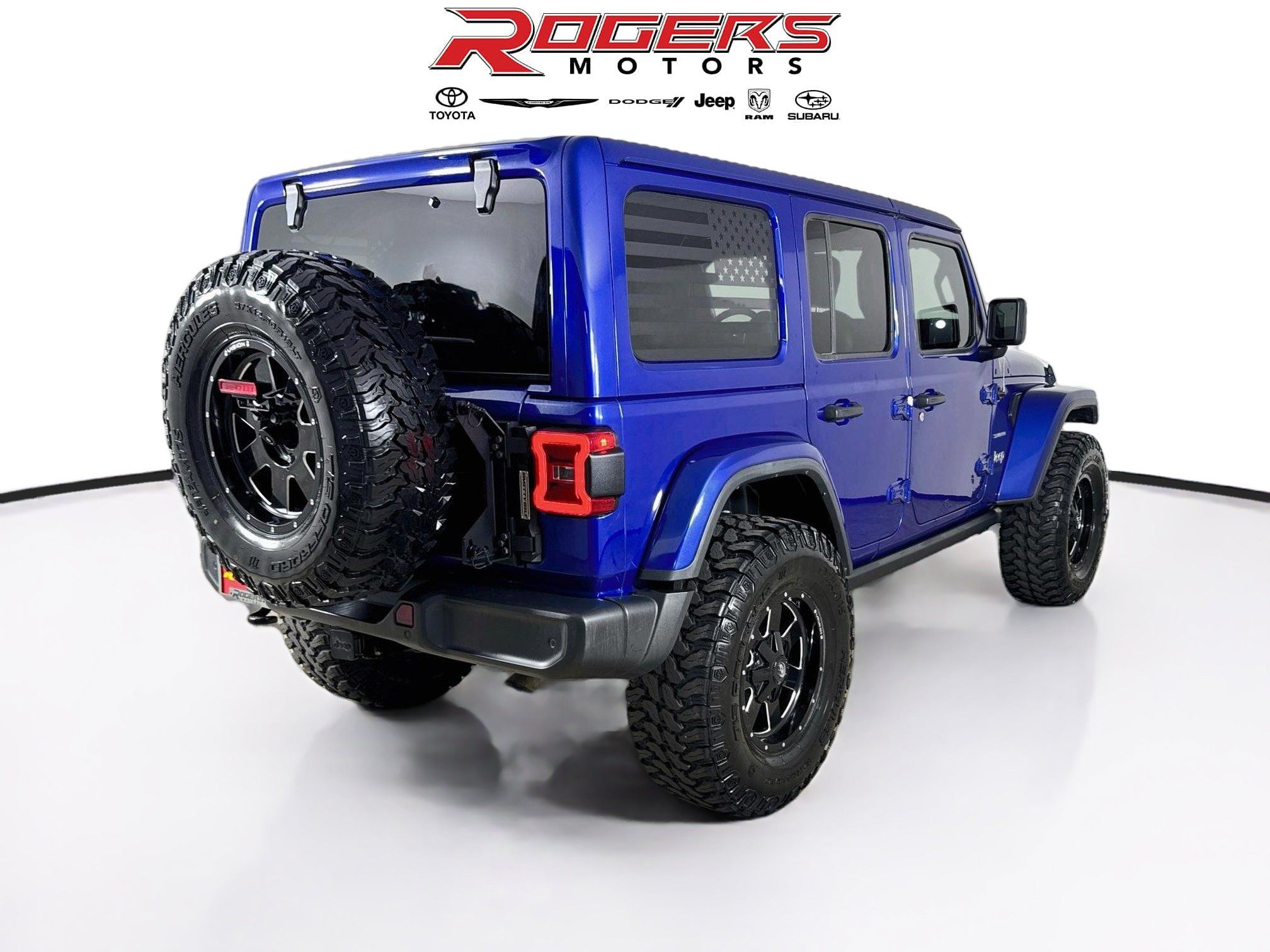 Used 2018 Jeep Wrangler Unlimited Sahara AWD/4WD image 8