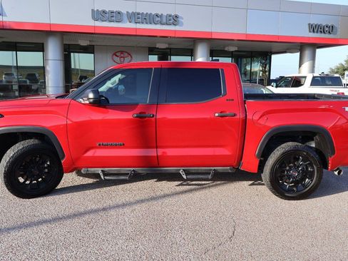 Used 2022 Toyota Tundra SR5 AWD/4WD image 5