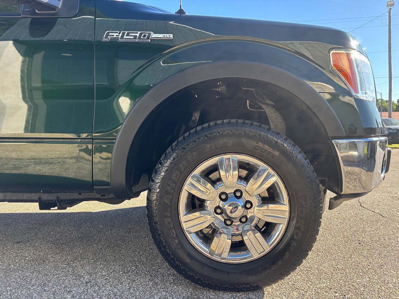 Used 2012 Ford F150 XLT w/ XLT Chrome Pkg AWD/4WD image 10
