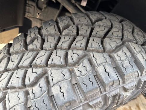 Certified 2025 Chevrolet Colorado ZR2 w/ Technology Package image 27