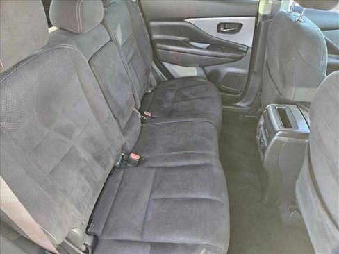 Used 2020 Nissan Murano SV image 18