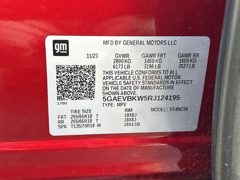 Used 2024 Buick Enclave Premium image 29