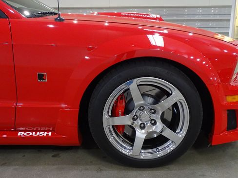 Used 2007 Ford Mustang GT RWD image 34